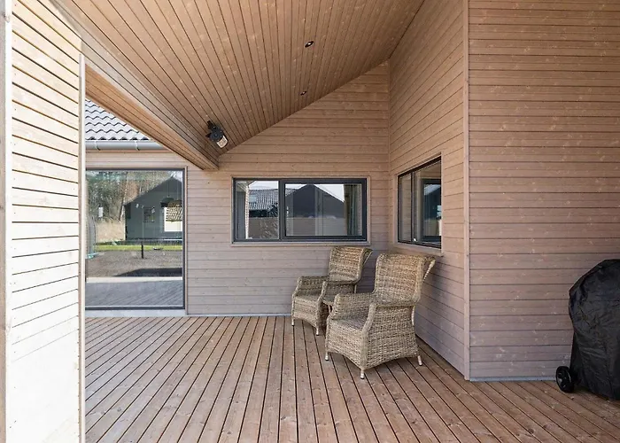 Feriehus Lovely In With Sauna