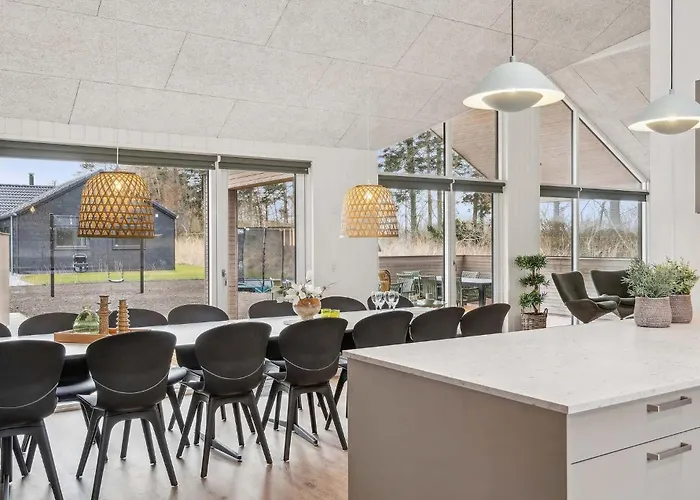 Feriehus Lovely In With Sauna